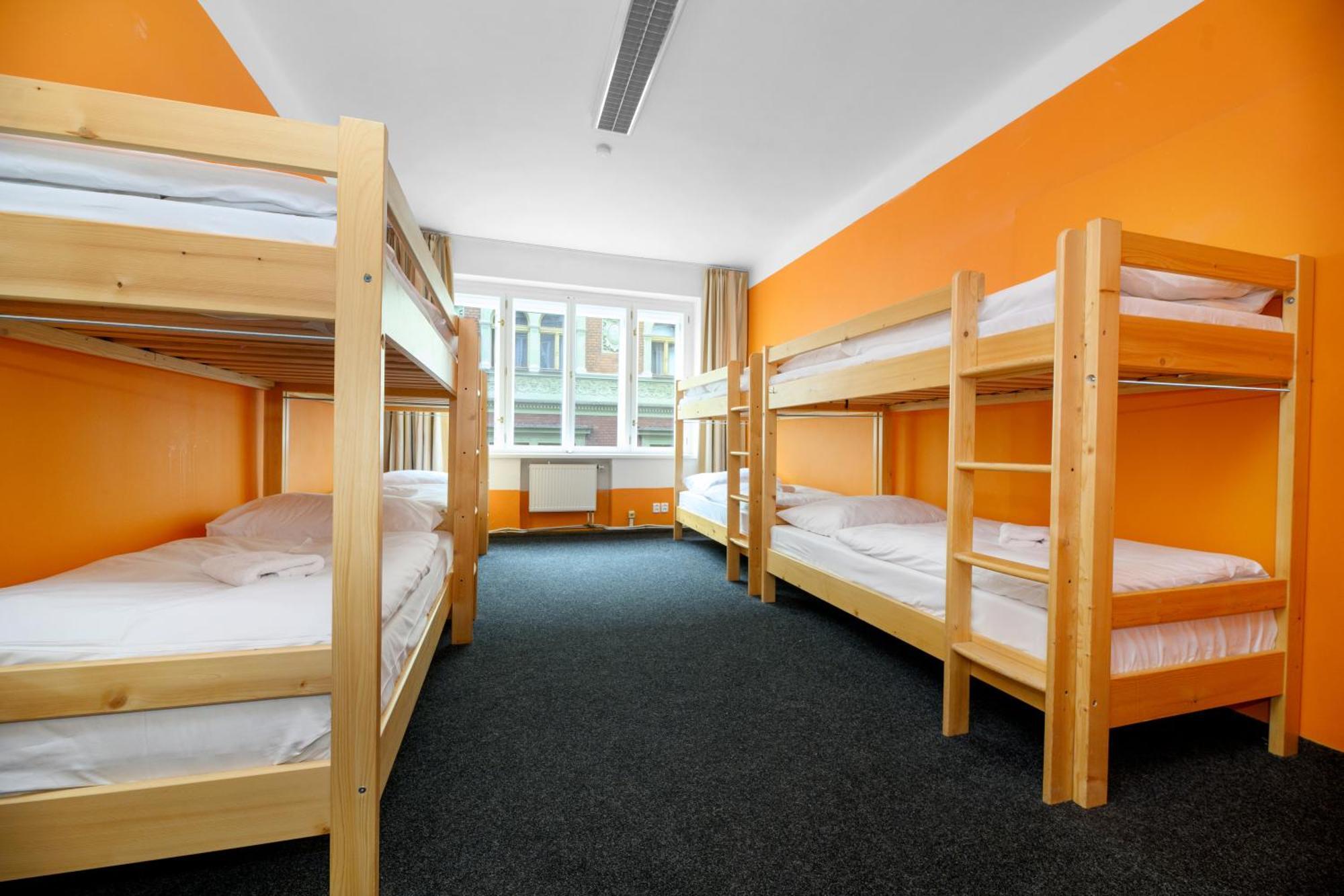 Benedikt City Center Hostel Praga Zewnętrze zdjęcie