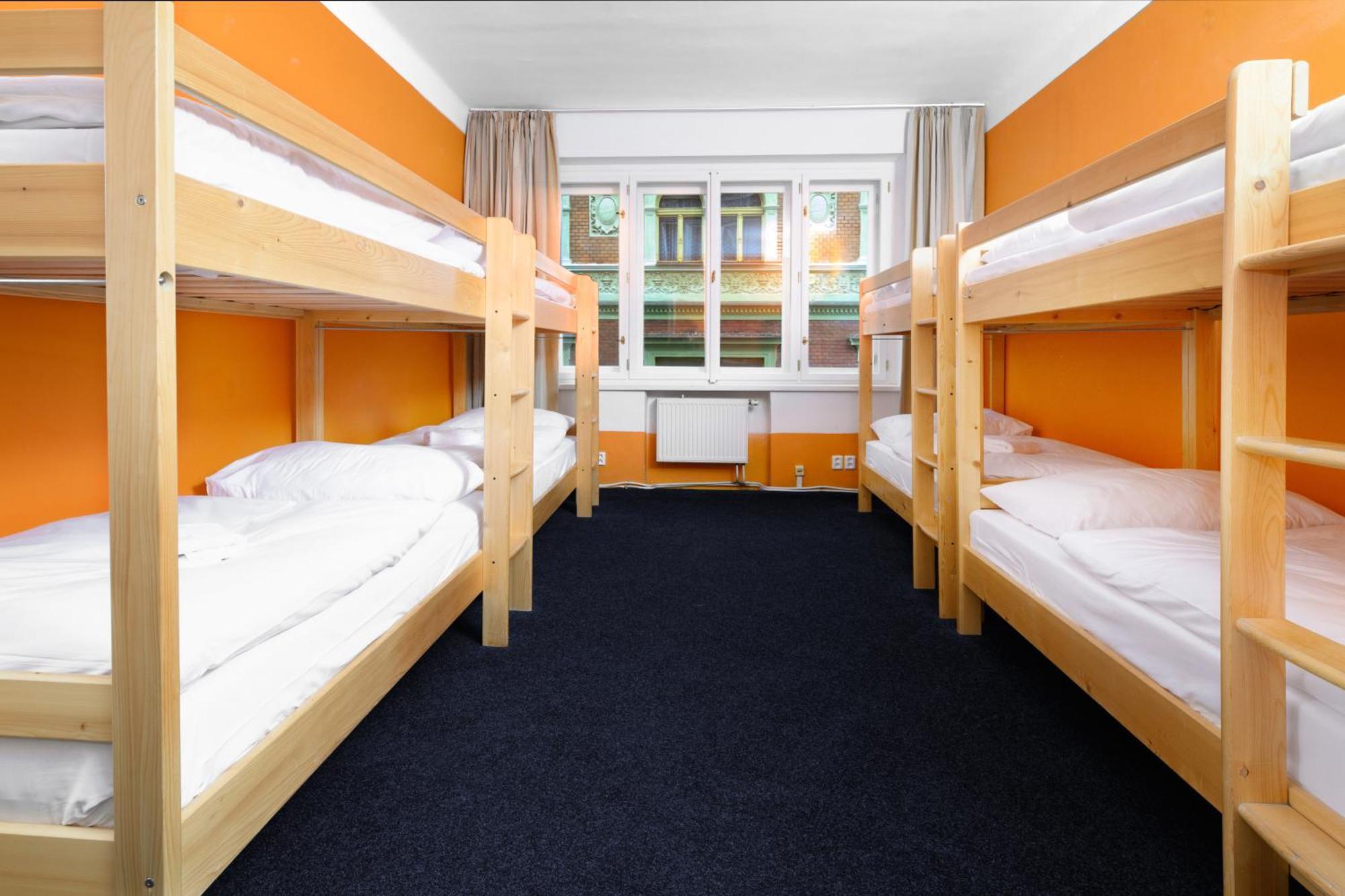 Benedikt City Center Hostel Praga Zewnętrze zdjęcie